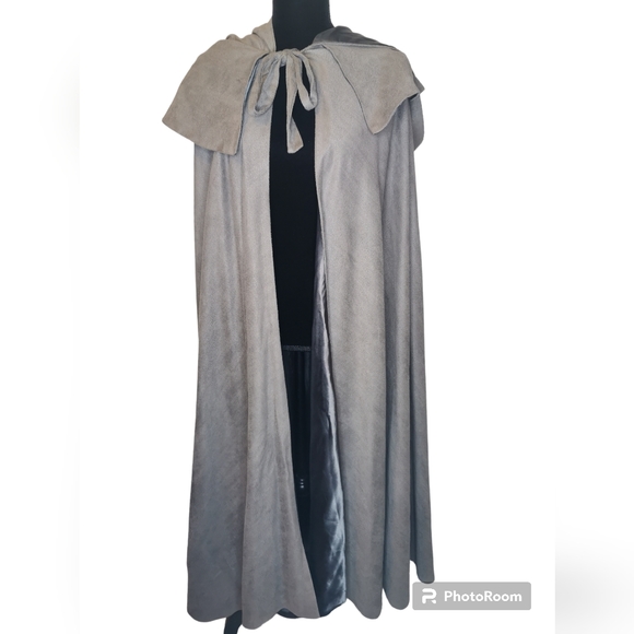 Medieval/Cosplay Microfiber faux-suede Cloak with Satin Lining - Picture 1 of 9